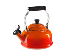 Chaleira Tradicional com Apito Laranja 1,6 Litros Le Creuset